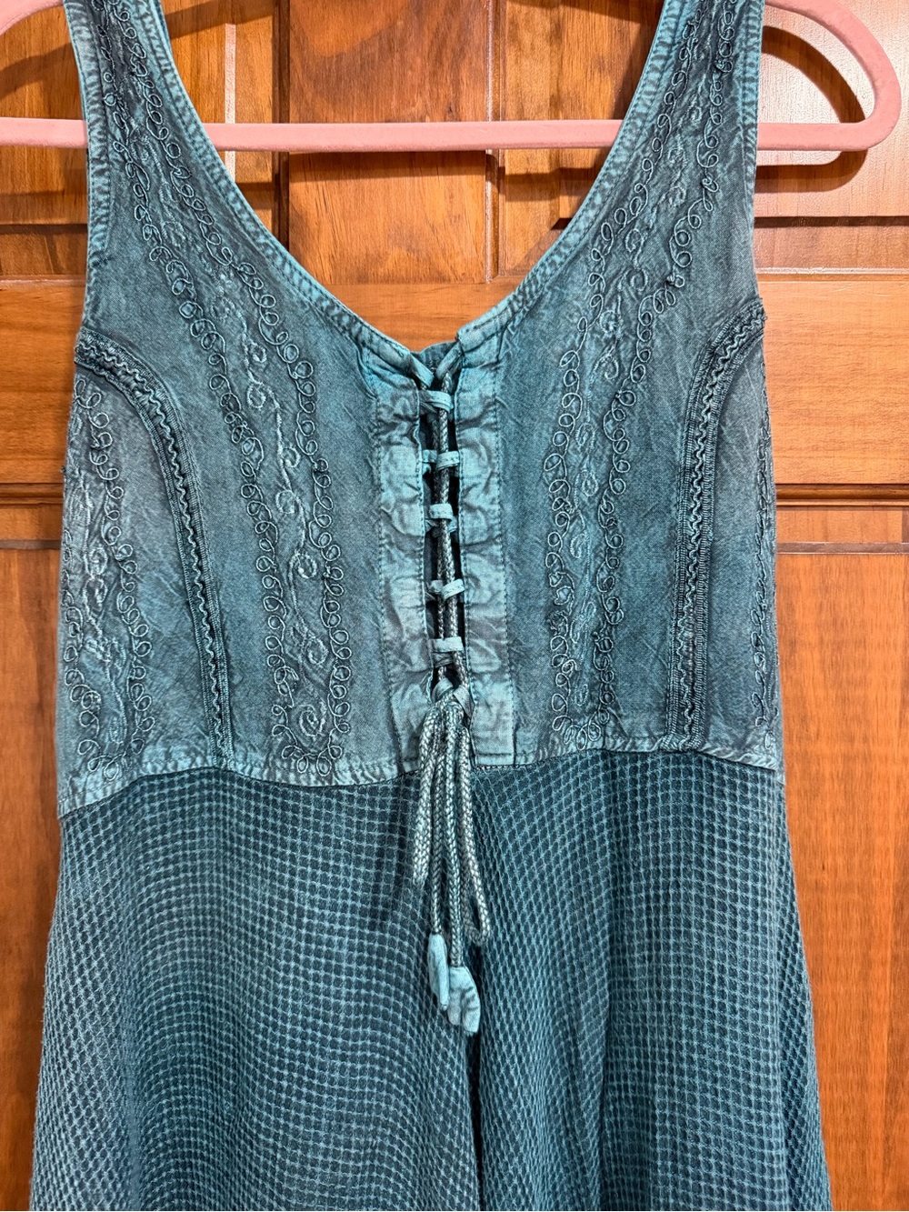 Sleeveless Teal Lace-Up Midi Dress - Picture 2 of 6